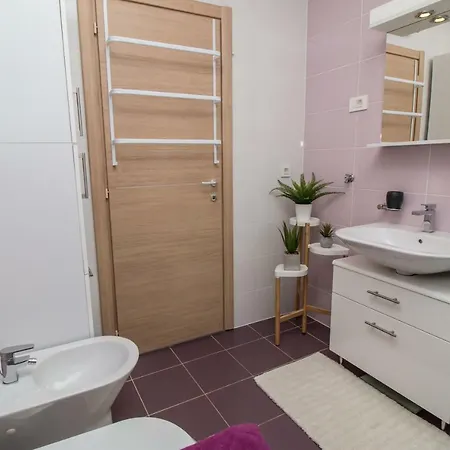 Sunny Point Apartment Rovinj Exterior photo